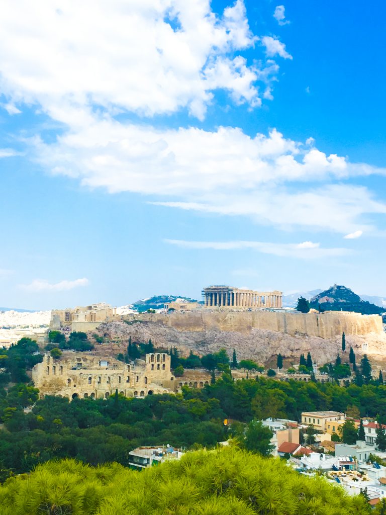 Cheap travel in Athens, Greece